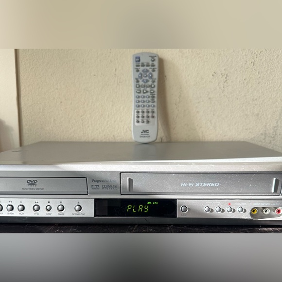 JVC HR-XVC17SU DVD JVS CD Combo Hi-Fi Stereo Player Video Cassette Recorder - Picture 10 of 14